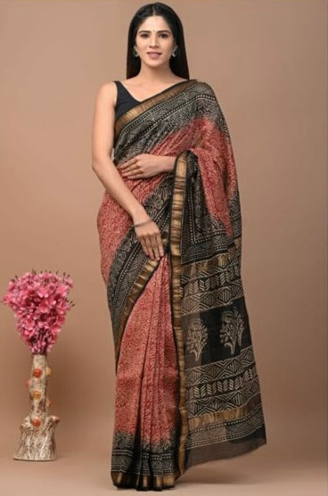 Graceful Elegance: Onion Pink Pure Silk Cotton Saree with Grand Golden Zari